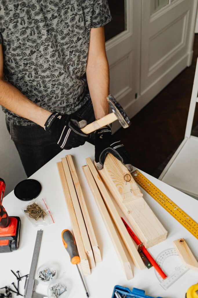 DIY Floating Shelves Tutorial